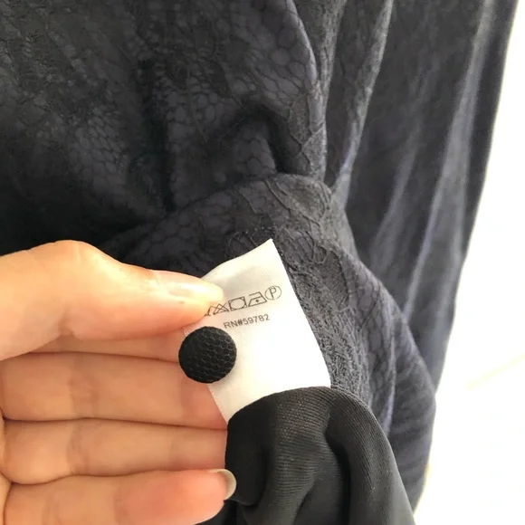 Adriana Papell laced blue and black dress 12 - Picture 5 of 7